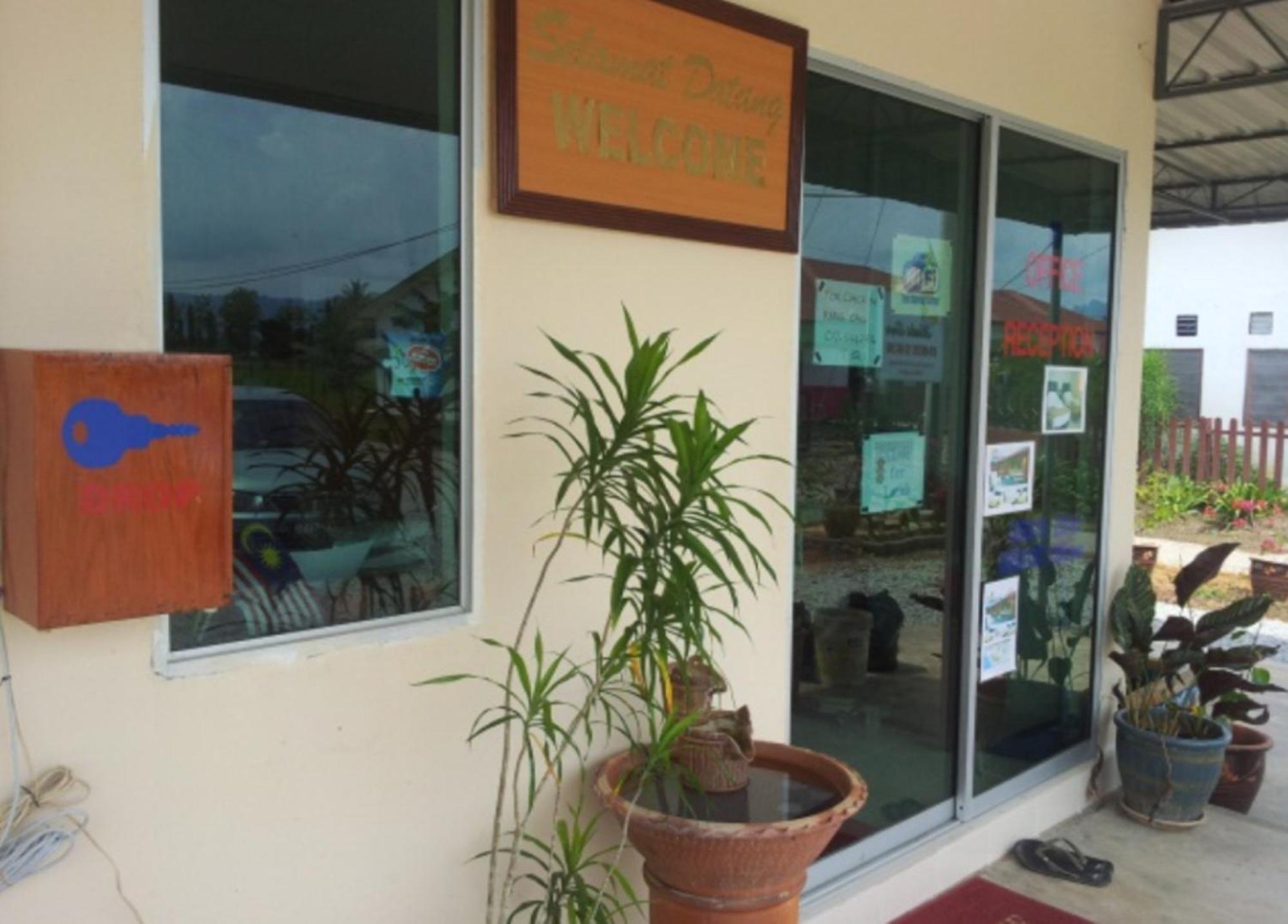 Huda Inn Pantai Cenang  Εξωτερικό φωτογραφία